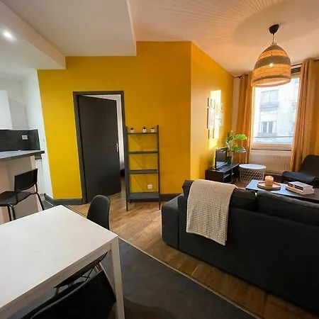 Cozy Apartment, A Short Walk To Place Stan Appartement *
