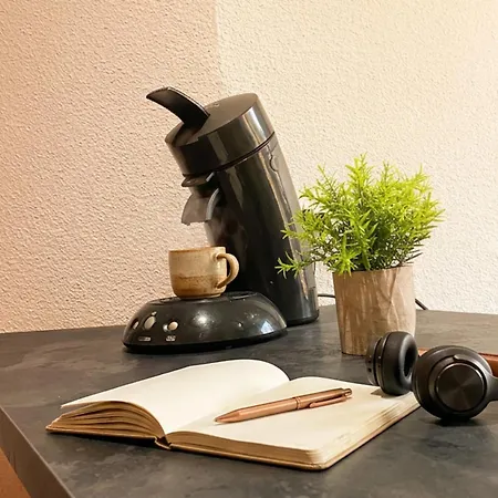 Cozy Apartment, A Short Walk To Place Stan *